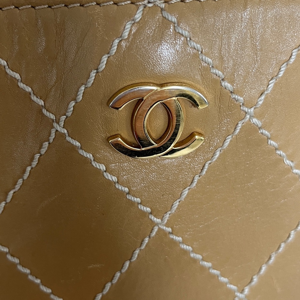 Chanel Classic Tan Quilted Leather Shopper Tote Bag - Picture 3 of 14